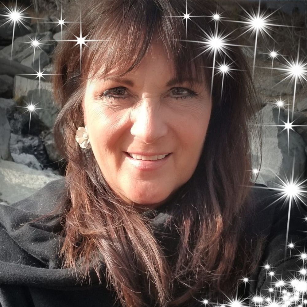 Meet your Posher, Dawn
